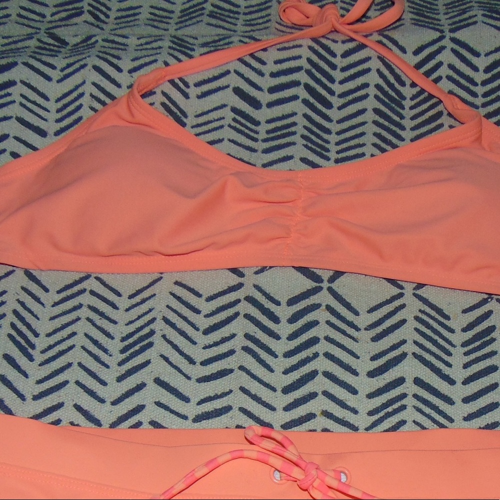 🔥🔥Creamsicle Bikini Top